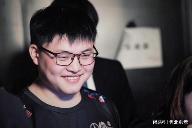 世界杯中陷 世界杯中陷